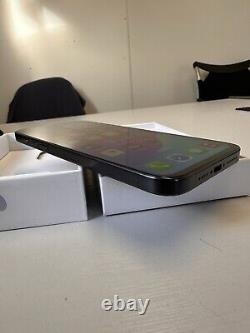 Apple iPhone 15 Pro Max 1TB Black Titanium (READ DESCRIPTION OR MSG ME)