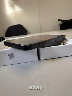 Apple iPhone 15 Pro Max 1TB Black Titanium (READ DESCRIPTION OR MSG ME)